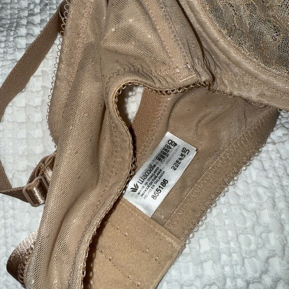 Wacoal Retro Chic 40D Full Coverage Chantilly Lace in Toast unlined underwire - Picture 5 of 15